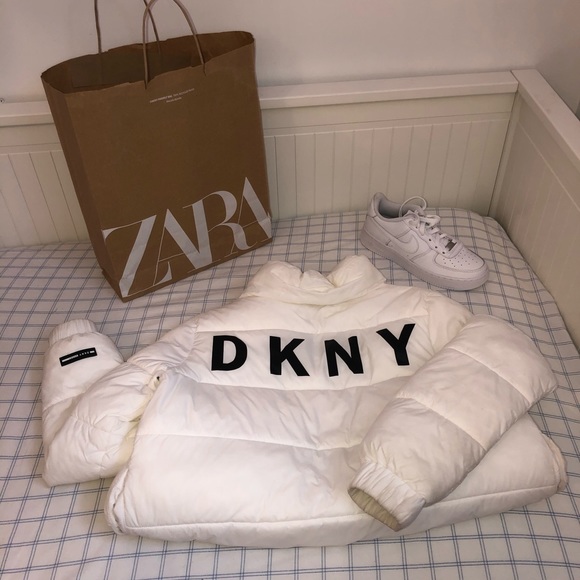 Dkny Jackets & Blazers - DKNY puffer coat